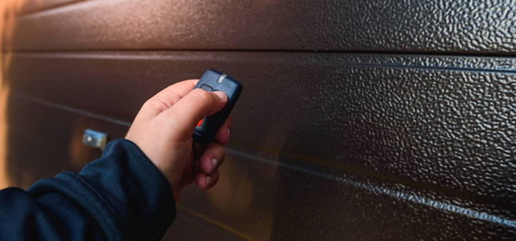automatic door opener with remote control in Diamond Bar